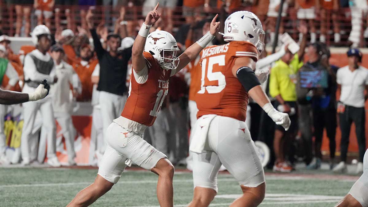 Texas QB Arch Manning helps make NCAA history not seen since 2004