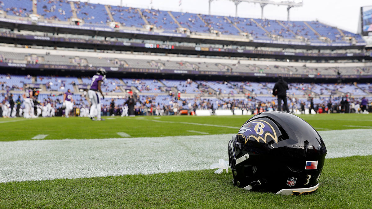 https://wp.clutchpoints.com/wp-content/uploads/2026/09/Baltimore-Ravens-helmet-1.jpg