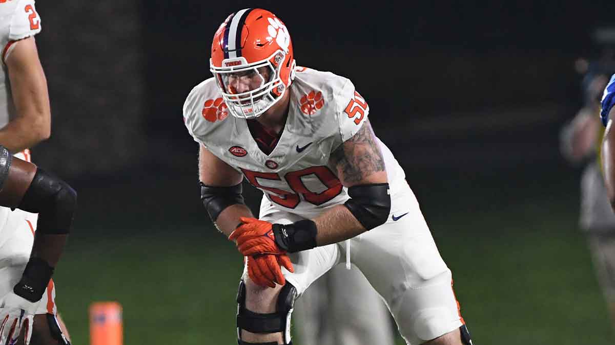 Clemson could be without key right tackle against LSU
