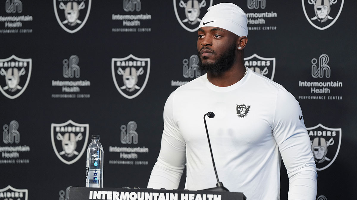 https://wp.clutchpoints.com/wp-content/uploads/2026/09/Crawford-speaks.jpg