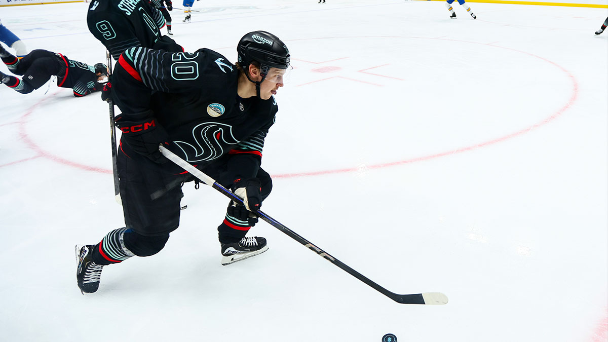 Rangers sign intriguing UFA forward to 1-year contract