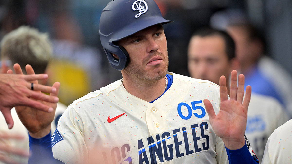 Dodgers’ first baseman Freddie Freeman’s lingering knee injury gets big update