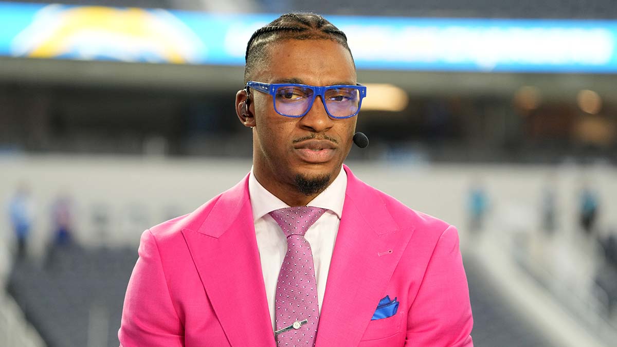 Robert Griffin III accuses Texas receivers of letting Arch Manning down