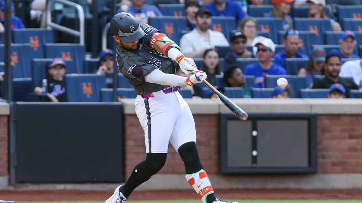 https://wp.clutchpoints.com/wp-content/uploads/2026/09/Has-Mets-David-Stearns-talked-to-Bo-Bichette-about-end-of-season-plans.jpg