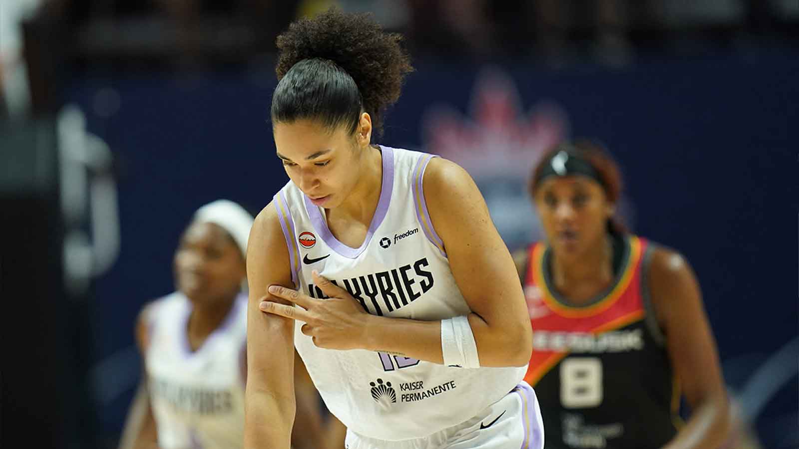 Golden State Valkyries forward Janelle Salaun (13) reacts after her three point basket against the Connecticut Sun in the second half at Mohegan Sun Arena.