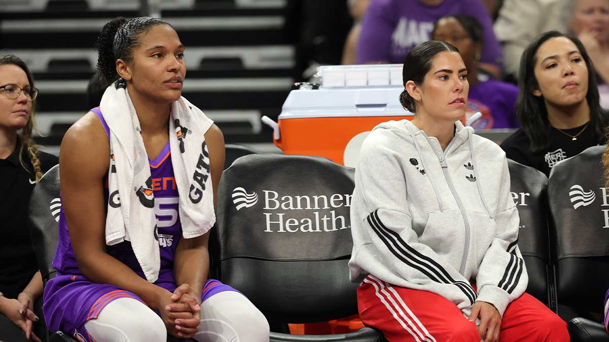 Phoenix Mercury forward Alyssa Thomas (left) next to teammate Kelsey Plum on the bench against the Toronto Tempo in the first half at Mortgage Matchup Center.