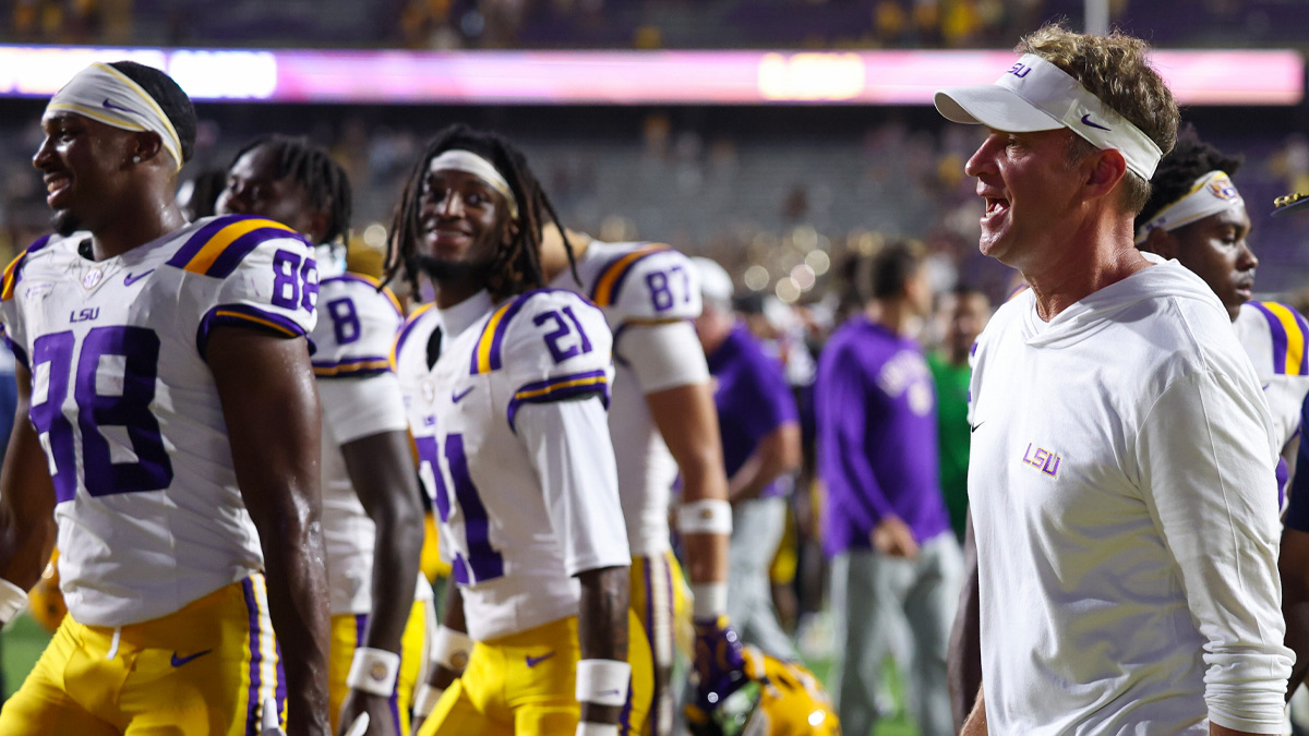 Lane Kiffin can’t believe LSU Football’s luck after Whit Weeks, Sam Leavitt get banged up