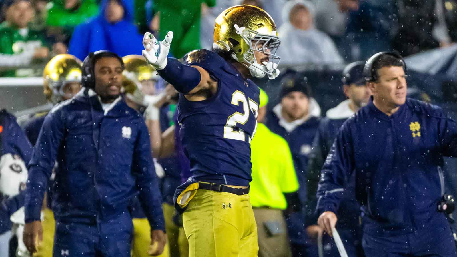 Versatile Notre Dame LB ruled out vs. Wisconsin