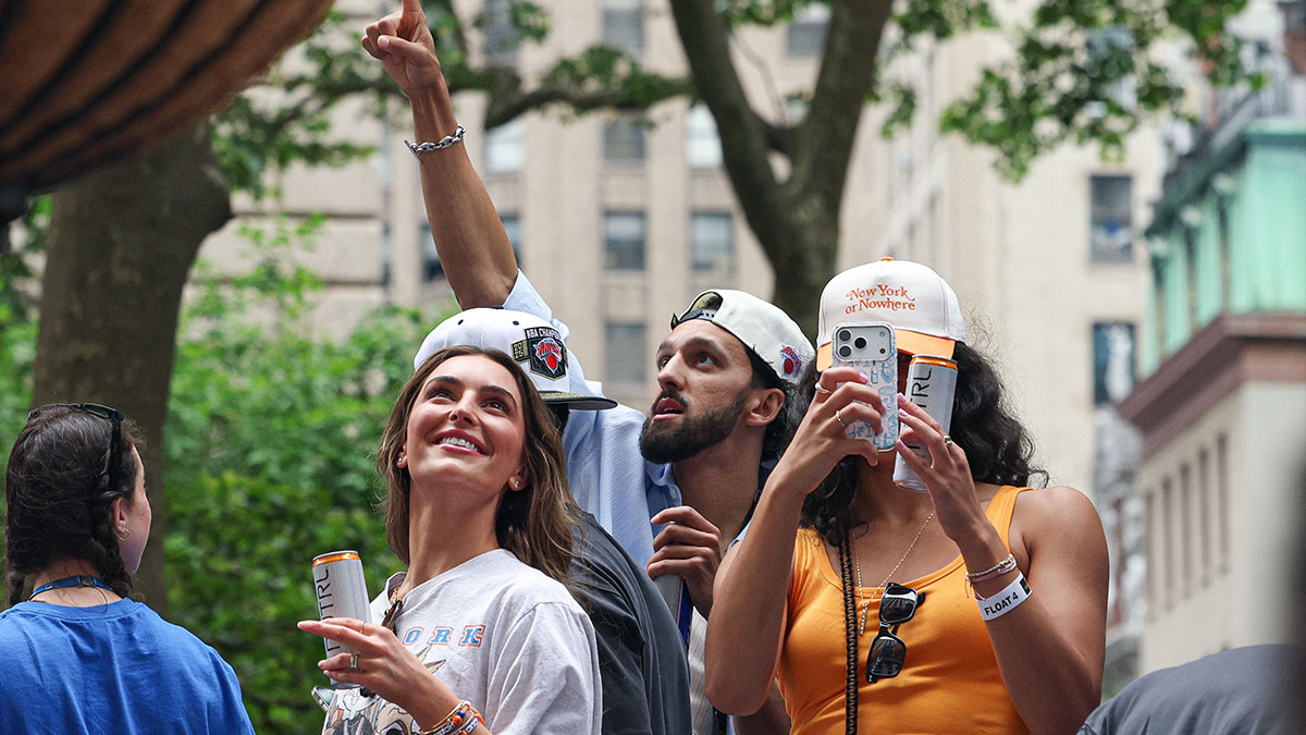 https://wp.clutchpoints.com/wp-content/uploads/2026/09/Landry-Shamet.jpg
