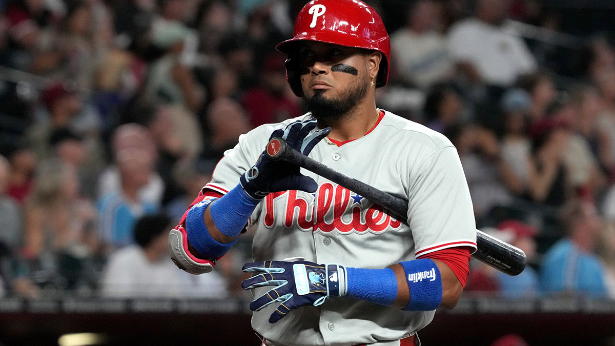 https://wp.clutchpoints.com/wp-content/uploads/2026/09/Luis-Arraez-at-the-plate.jpg