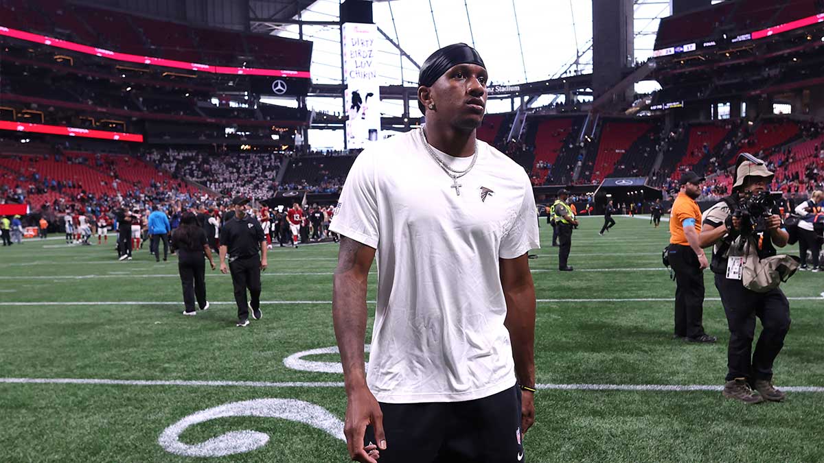 Atlanta Falcons quarterback Michael Penix Jr. (9) leaves the field after the game against the Carolina Panthers at Mercedes-Benz Stadium.