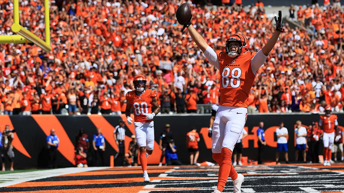 Cincinnati Bengals tight end Mike Gesicki (88) reacts after a first-quarter touchdown at Paycor Stadium.