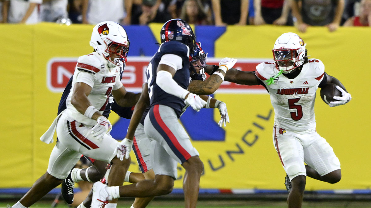 Ole Miss stuns Louisville on wild game-winning field goal