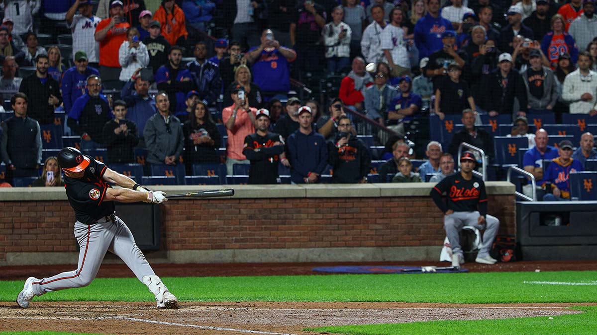 https://wp.clutchpoints.com/wp-content/uploads/2026/09/Orioles-first-baseman-Pete-Alonso-21-hits-a-solo-home-run.jpg