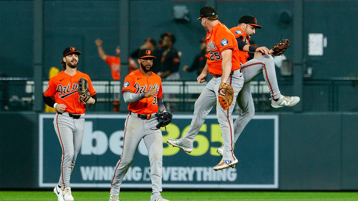 https://wp.clutchpoints.com/wp-content/uploads/2026/09/Orioles-players-celebrate.jpg