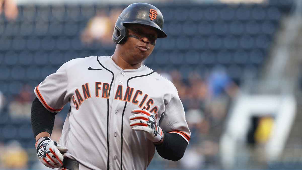 Giants’ Rafael Devers accomplishes impressive feat not seen since Barry Bonds in 2004