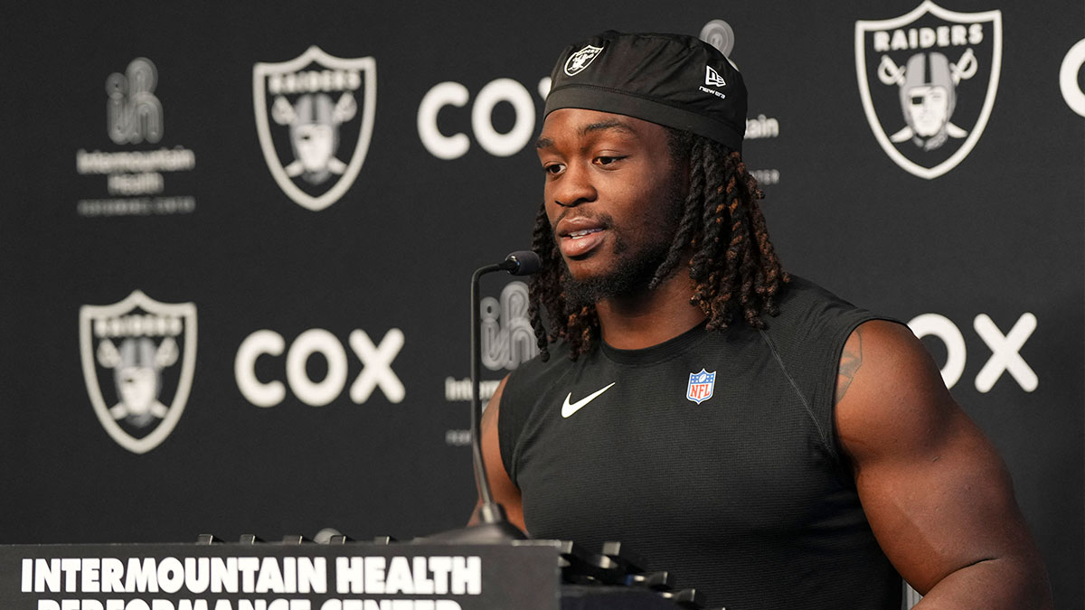 Raiders’ Ashton Jeanty practice sighting brings hope for Week 1 injury return