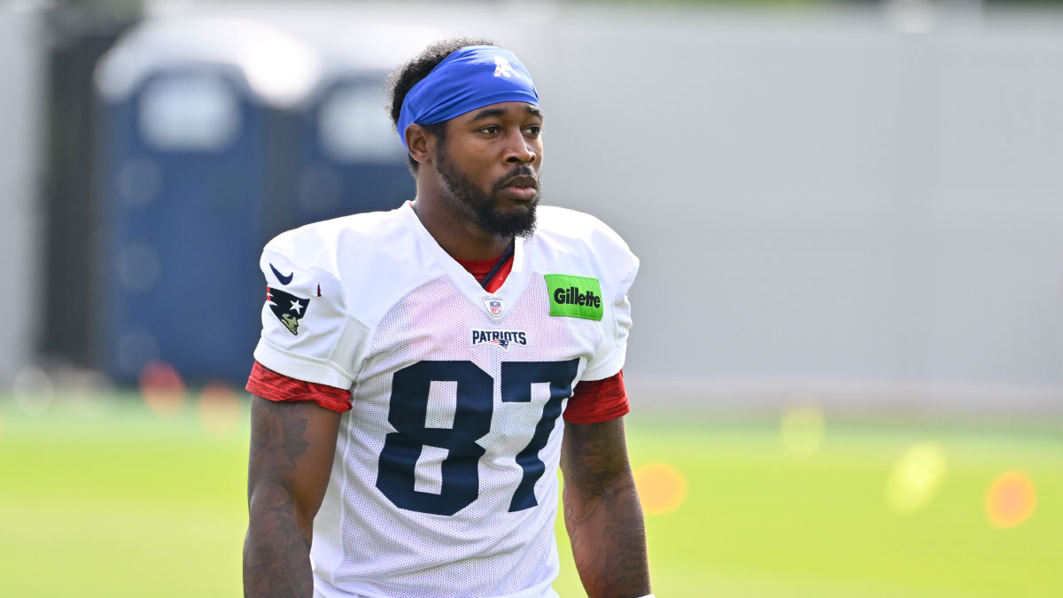 https://wp.clutchpoints.com/wp-content/uploads/2026/09/Romeo-Doubs-at-training-camp.jpg