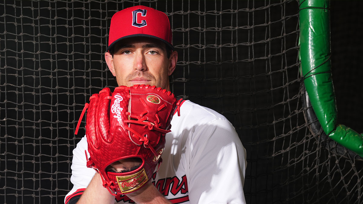 Ex-Guardians Cy Young winner Shane Bieber reacts to returning to Cleveland with Blue Jays