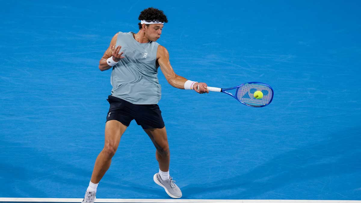 https://wp.clutchpoints.com/wp-content/uploads/2026/09/Tennis-analyst-John-McEnroe-favors-Ben-Shelton-in-the-US-Open-semifinal-Friday-night.jpg