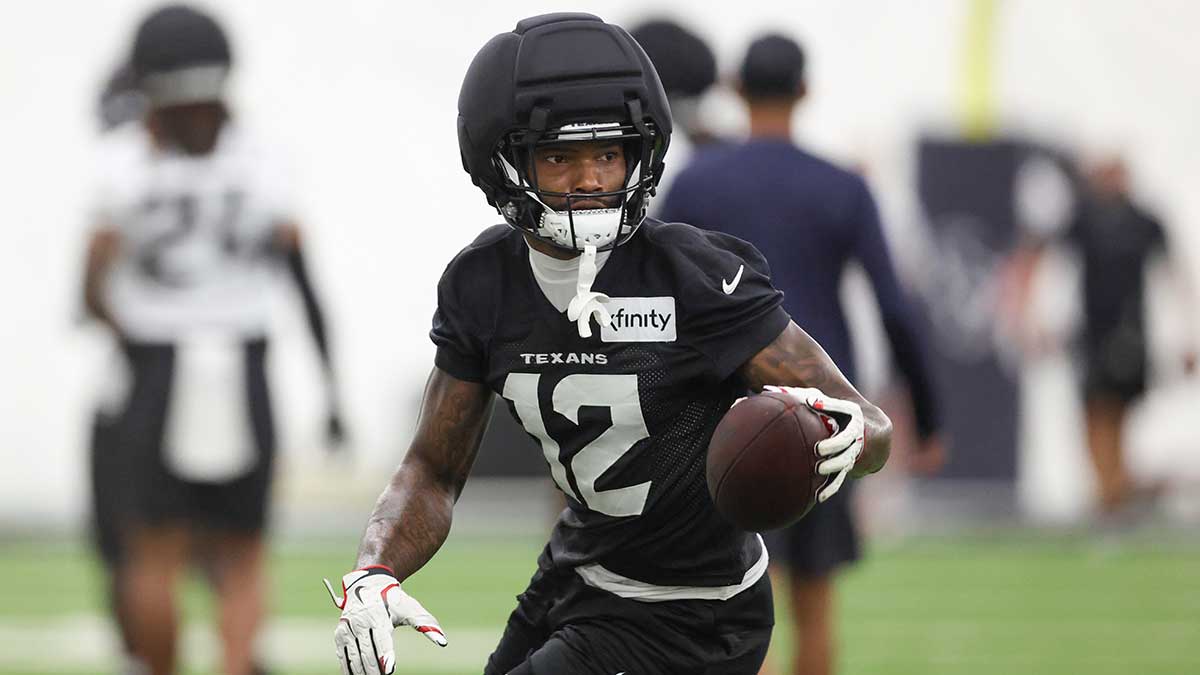 https://wp.clutchpoints.com/wp-content/uploads/2026/09/Texans-wide-receiver-Nico-Collins-12-during-training-camp.jpg