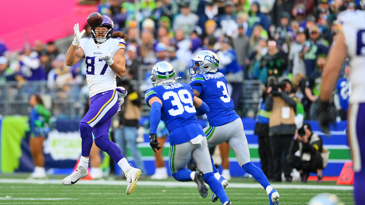 https://wp.clutchpoints.com/wp-content/uploads/2026/09/The-Vikings-are-hoping-T.J.-Hockenson-can-return-to-top-form-in-2026.jpg