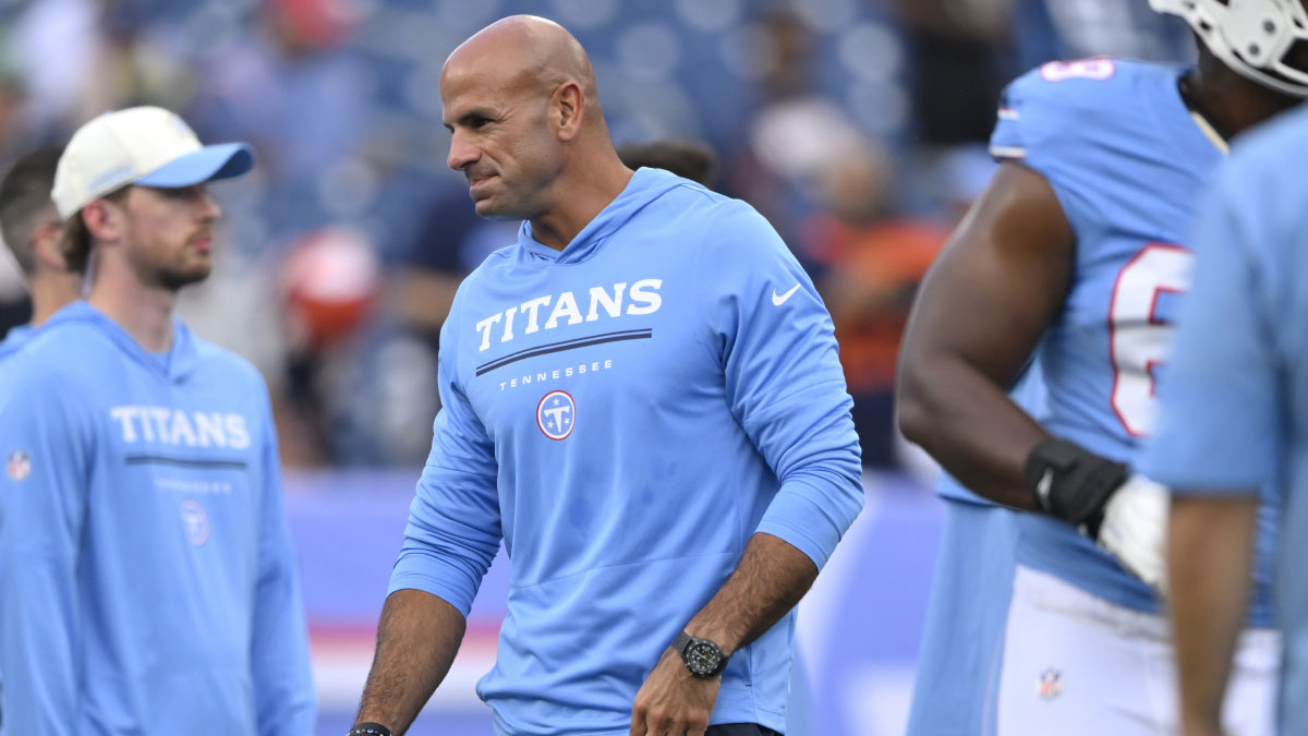 https://wp.clutchpoints.com/wp-content/uploads/2026/09/Titans-HC-Robert-Saleh.jpg