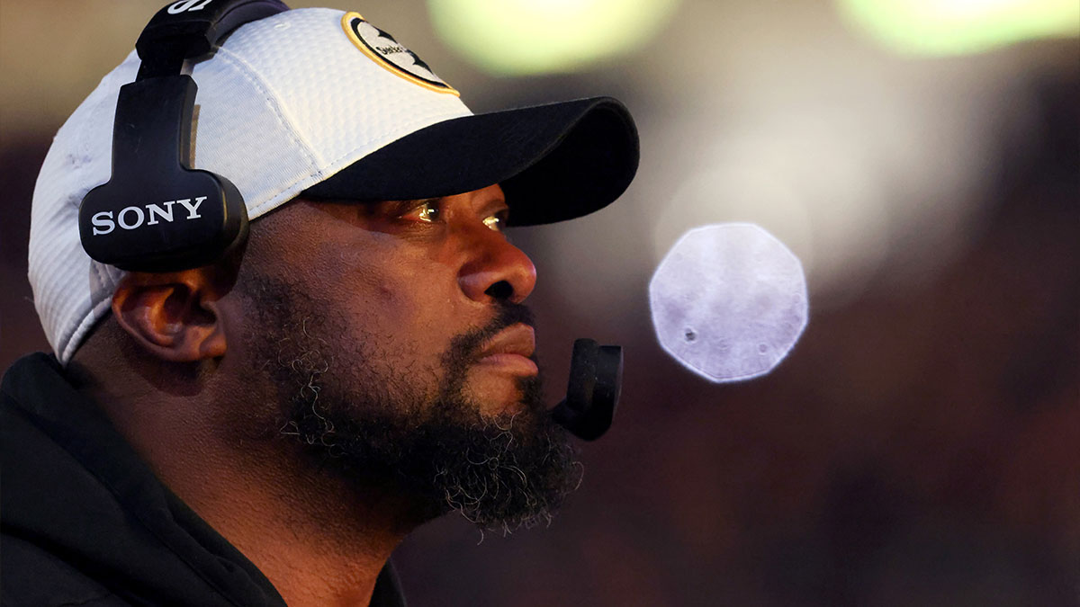 Mike Tomlin says he’s ‘having time of my life’ while not coaching Steelers
