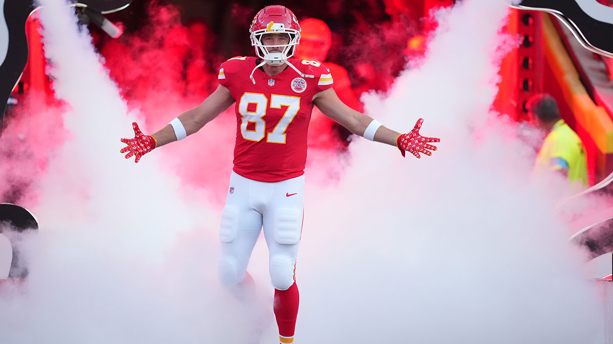 https://wp.clutchpoints.com/wp-content/uploads/2026/09/Travis-Kelce-6.jpg