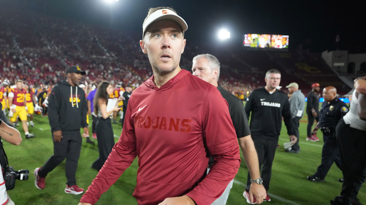 USC football rumors: Lincoln Riley’s seat is heating up after latest big-game loss to Oregon