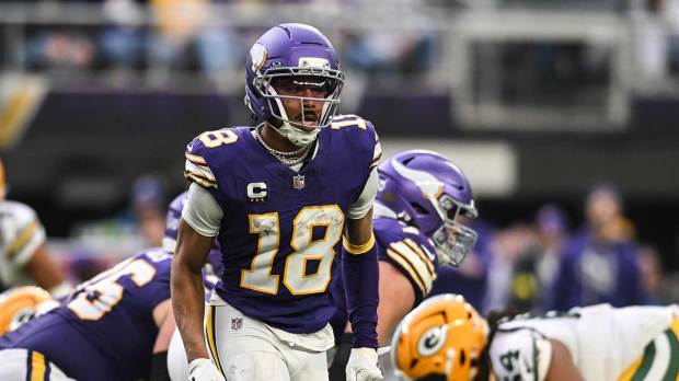 Minnesota Vikings wide receiver Justin Jefferson (18) in action during the game against the Green Bay Packers at U.S. Bank Stadium.