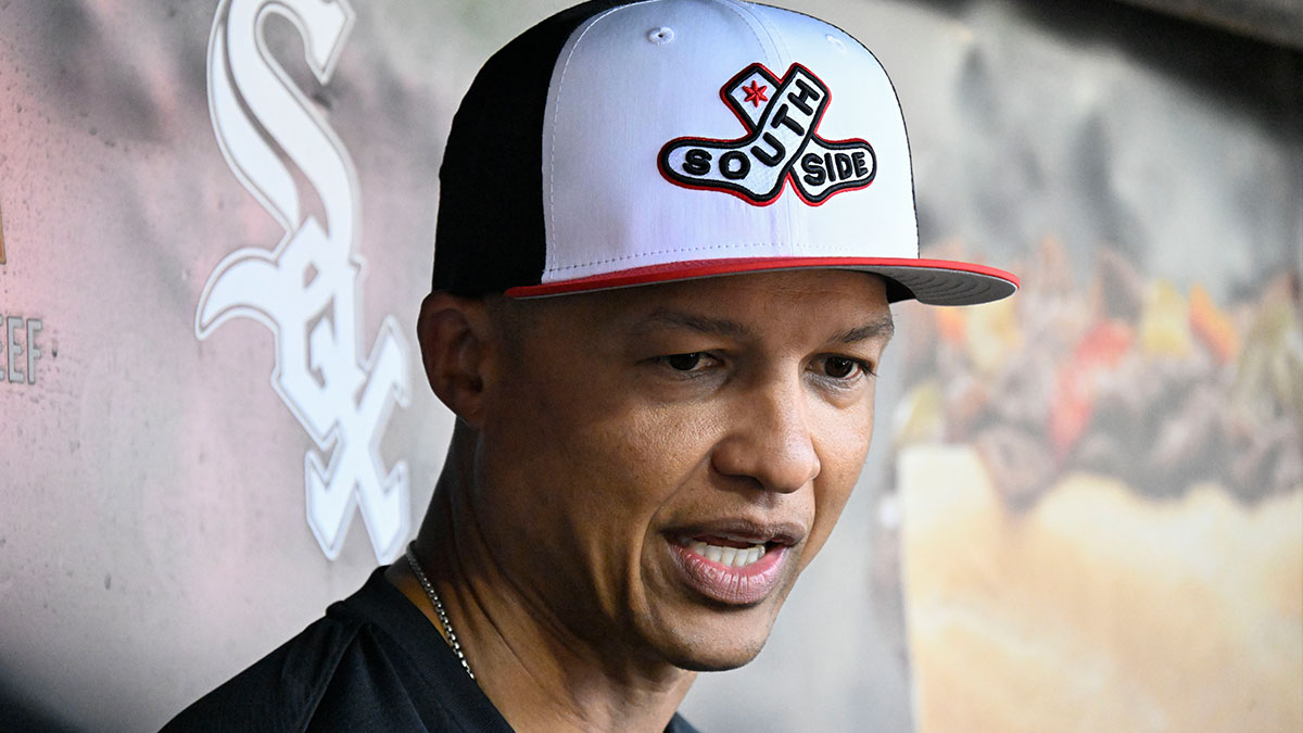 Chicago White Sox manager Will Venable (1) talks to reporters before the teamÃÂs game against the Los Angeles Dodgers at Rate Field.