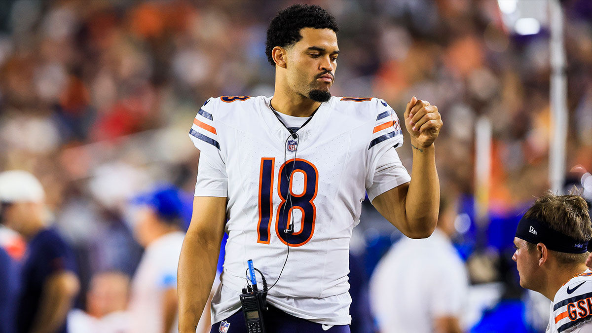 Chicago Bears quarterback Caleb Williams (18) stands on the sidelines during the second half in the game against the Cincinnati at Paycor Stadium.