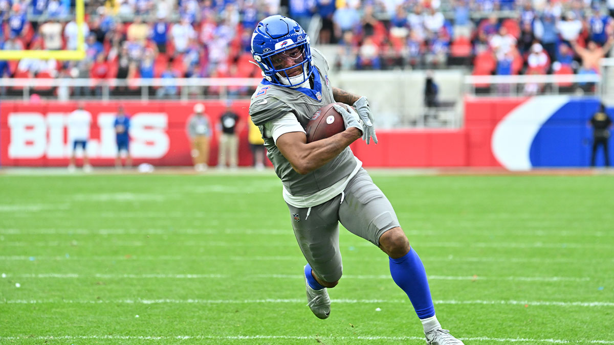 Bills’ DJ Moore, Ed Oliver take encouraging steps ahead of Week 6 Raiders game
