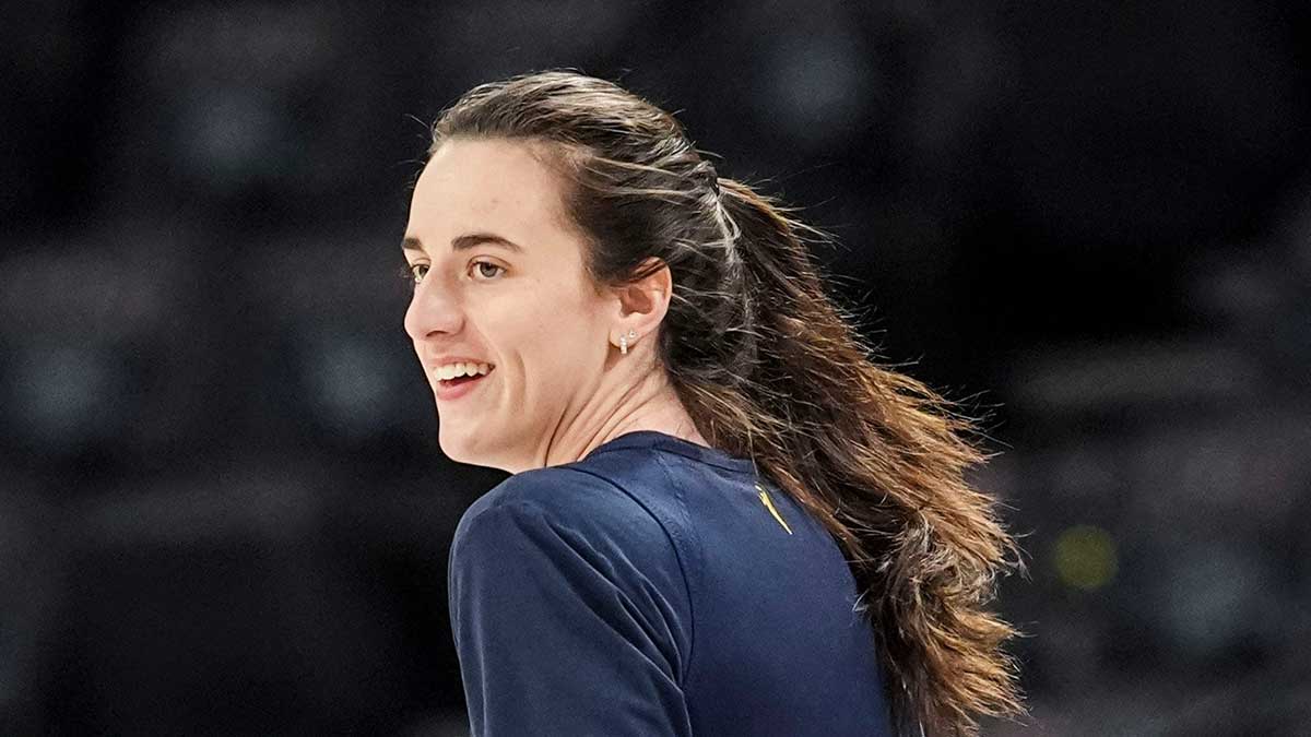 Caitlin Clark to join College Gameday as guest picker for Iowa football game