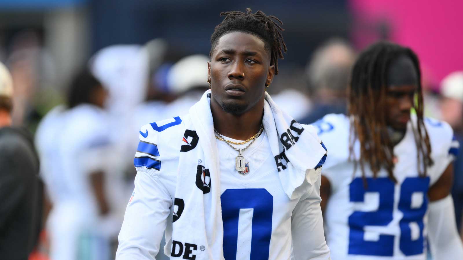 Cowboys’ DeMarvion Overshown injury update spells bad news for defense vs Texans