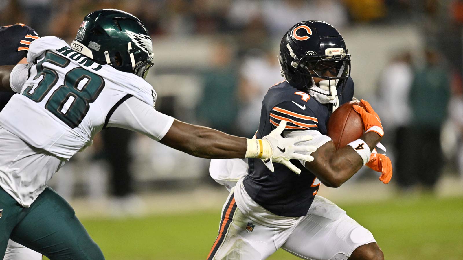 https://wp.clutchpoints.com/wp-content/uploads/2026/10/DAndre-Swift-of-the-Chicago-Bears-avoiding-a-tackle.jpg