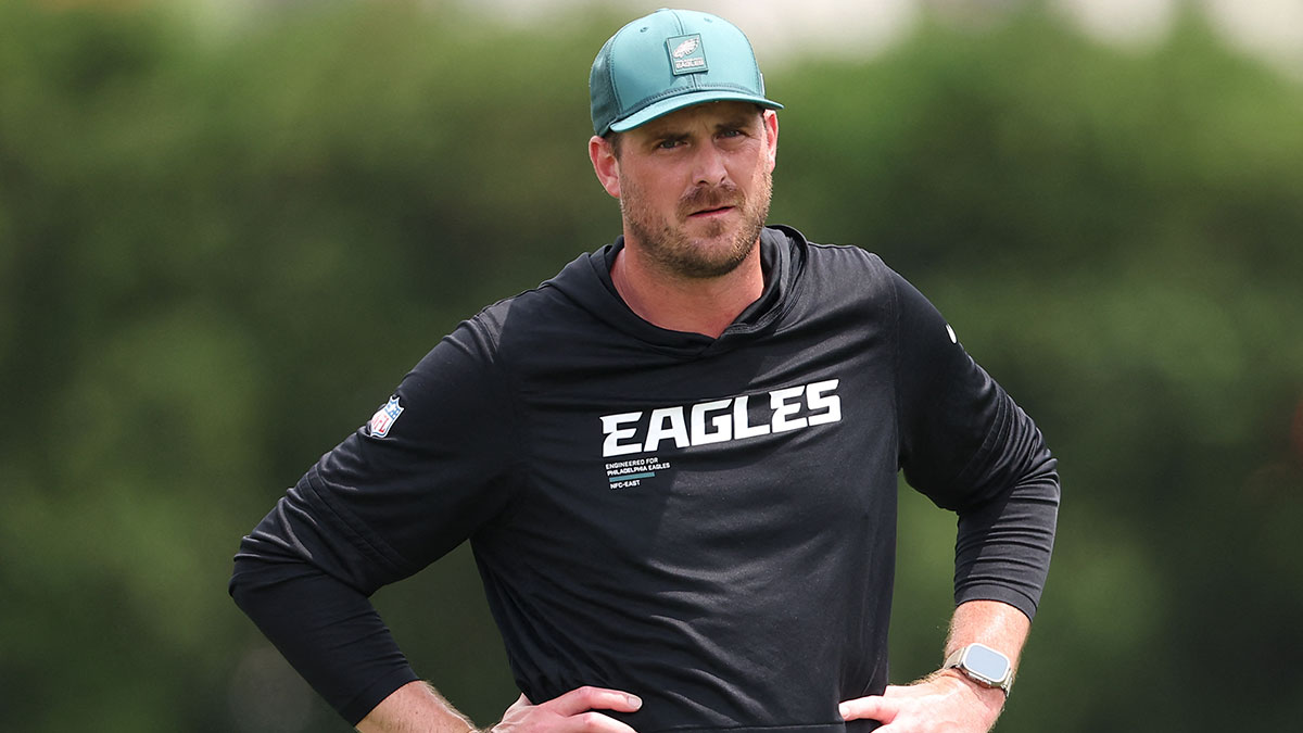 Eagles’ Sean Mannion shares blame for disastrous Andy Dalton INT vs. Bears