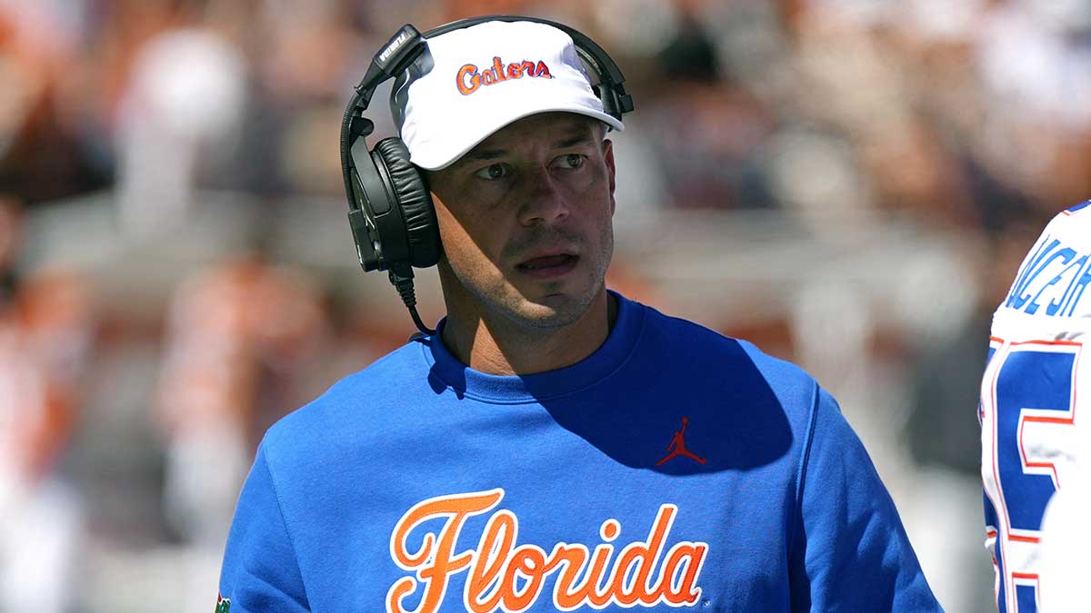 https://wp.clutchpoints.com/wp-content/uploads/2026/10/Florida-Gators-HC-Jon-Sumrall-1.jpg