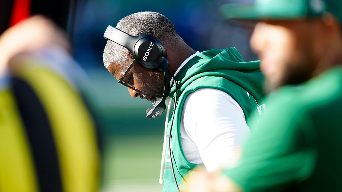 Jets rumors: Why you shouldn’t expect an Aaron Glenn firing anytime soon despite constant embarrassment