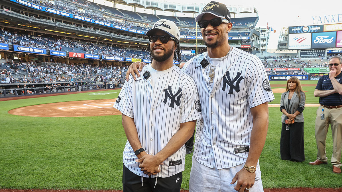 https://wp.clutchpoints.com/wp-content/uploads/2026/10/Jalen-Brunson-and-Josh-Hart.jpg