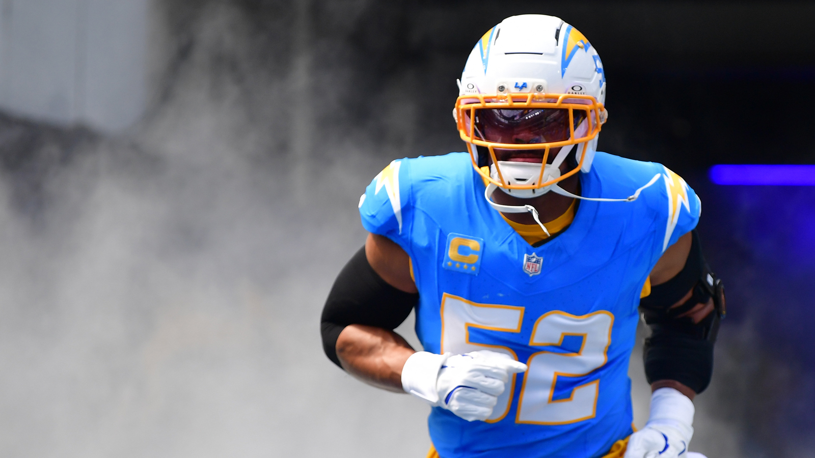 1 trade Chargers must make during 2026 NFL season bye week
