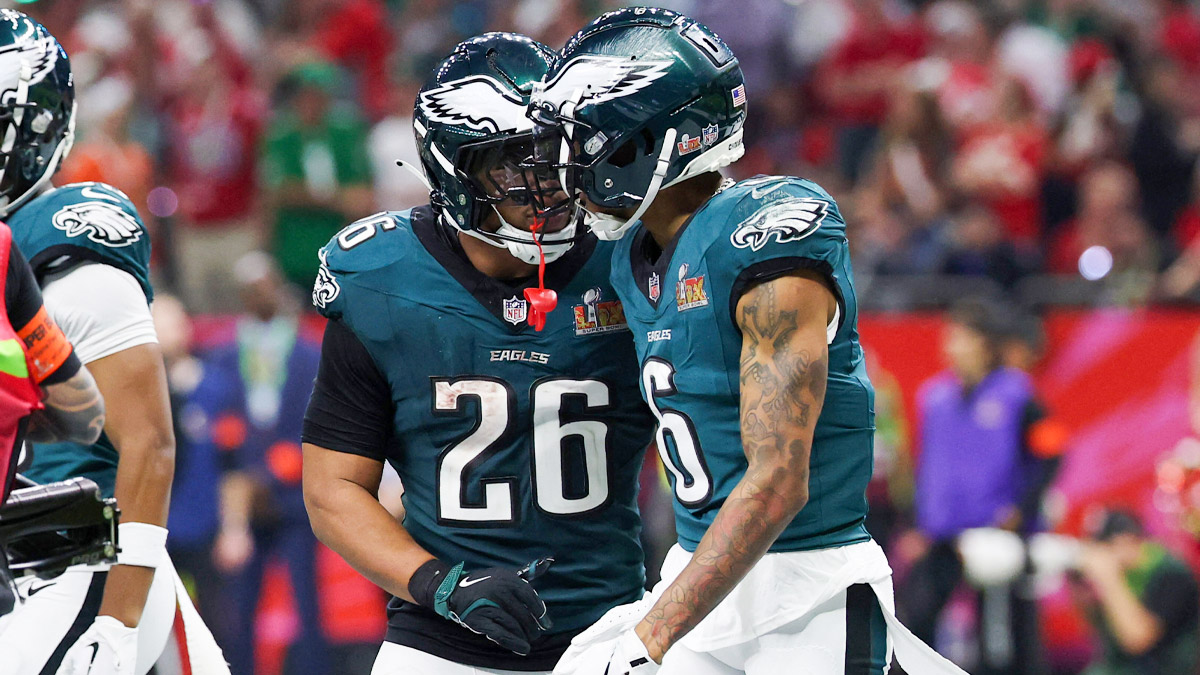https://wp.clutchpoints.com/wp-content/uploads/2026/10/Saquon-Barkley-and-DeVonta-Smith-of-the-Eagles.jpg