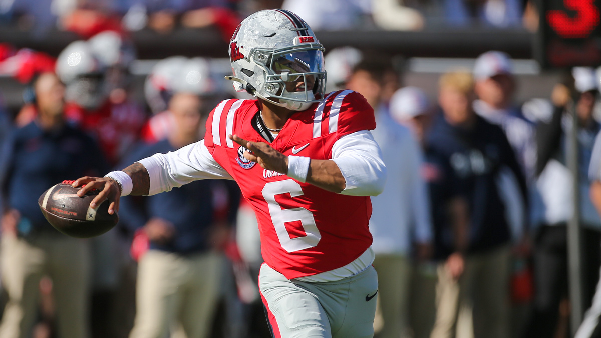 Mississippi Rebels quarterback Trinidad Chambliss (6) throws a pass during the first quarter against the Missouri Tigers at Vaught-Hemingway Stadium.