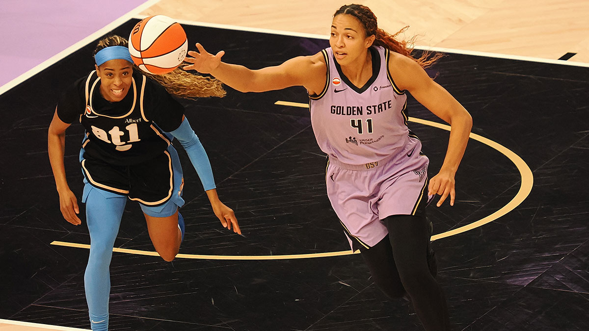 Kiah Stokes, Veronica Burton urge Valkyries fans to call in sick for WNBA Finals Game 6